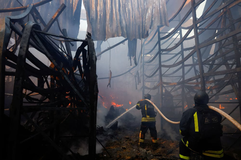 ліквідація пожежу після обстрелів