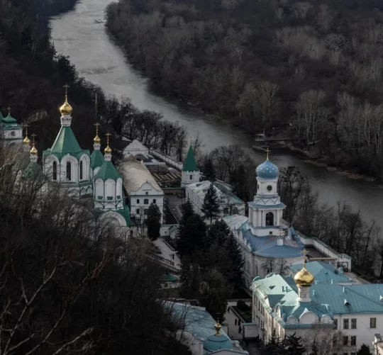 Православна Церква - Св'ятогорська Лавра у донецькій області