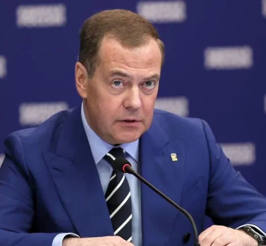дмитро медведів