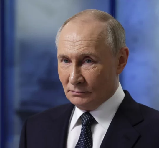 путін шантажує