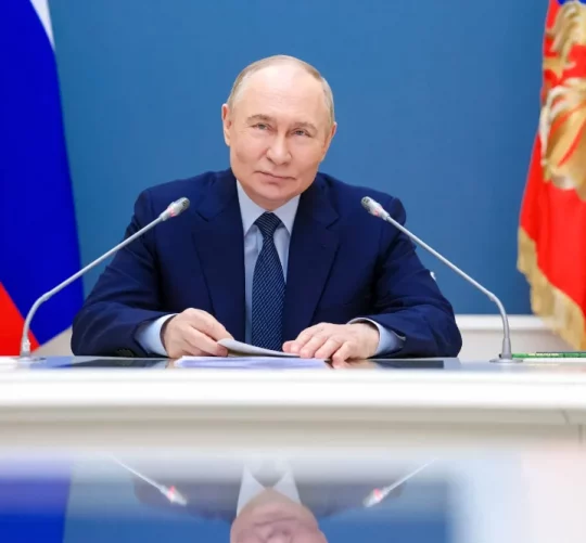 путін за столом