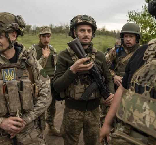 Військові навчання українських артилеристів у Лимані