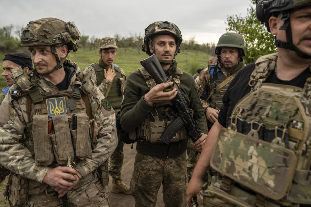 Військові навчання українських артилеристів у Лимані