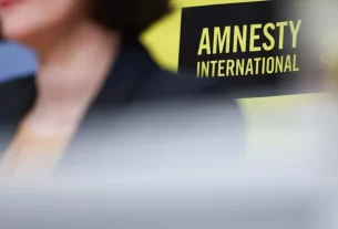 росія забороняє Amnesty International