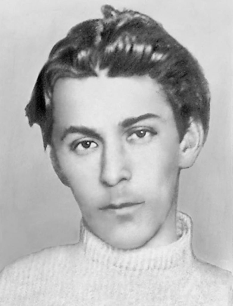 Юний Павло Тичина