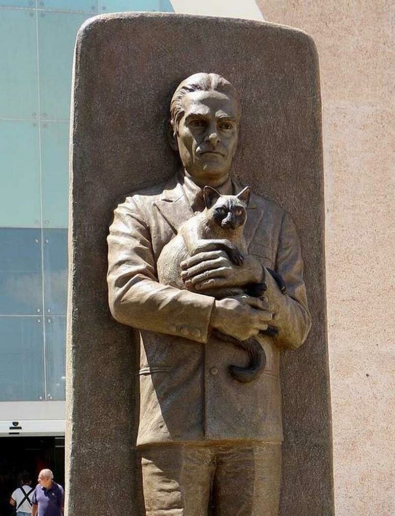 Пам'ятник Кнорозову у Мексиці