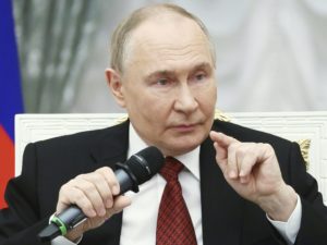Скандал навколо ймовірної доньки путіна: антивоєнне мистецтво та пікантні зв'язки на паризькій арт-сцені