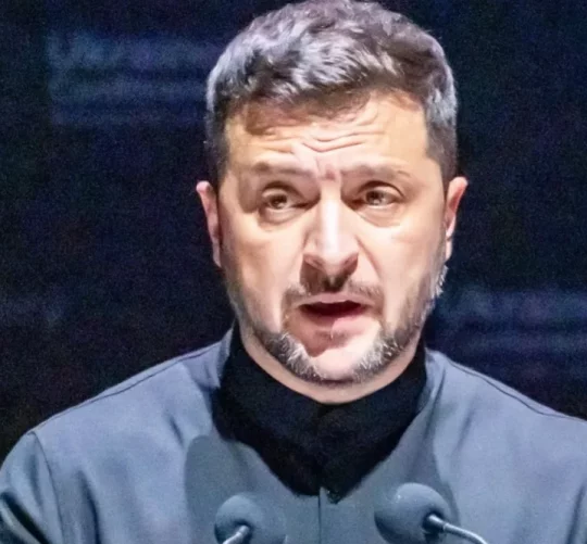 володимир зеленський біля мікрофонів