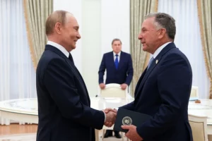 путін приймає Віткова у кремлі