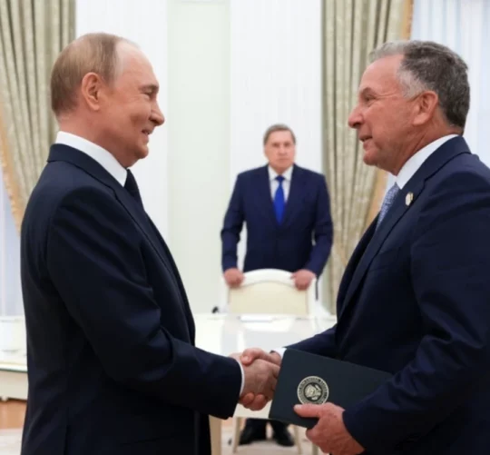 путін приймає Віткова у кремлі