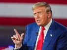 дональд трамп розказує жестами
