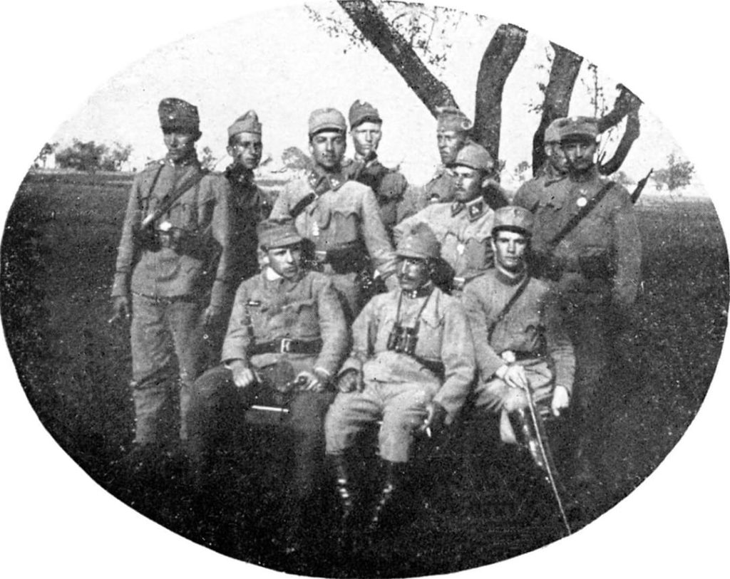 Василь Вишивапний у колі січових стрільців