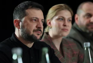 27 серпня (Рейтер) - Президент Володимир Зеленський підписав у середу указ про призначення Ольги Стефанішиної, колишнього міністра Кабінету Міністрів, послом України в США.