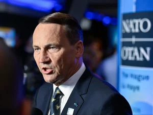 заявив глава МЗС Радослав Сікорський про зустріч Дональда Трампа з Володимиром Путіним