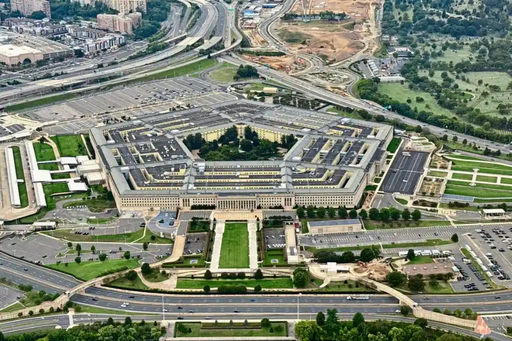 Пентагон, Уряд США хоче контролювати висвітлення військової діяльності