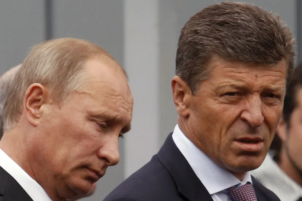 звільнення Дмитра Козака, одного з близьких соратників Володимира Путіна
