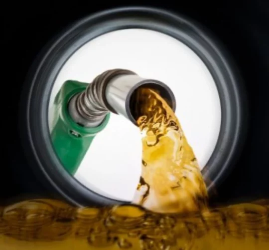 італія штрафує нафтові компанії на рекурдну суму