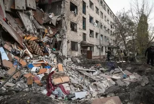 Україна обмежує постачання електроенергії після атаки на енергетичні об'єкти