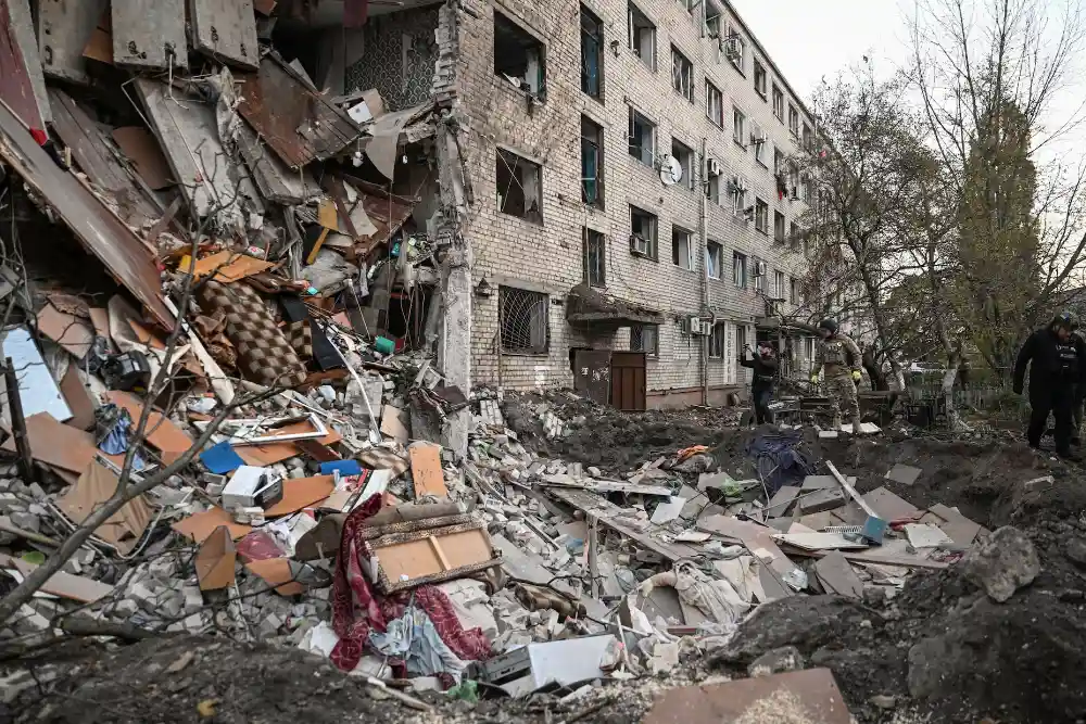 Україна обмежує постачання електроенергії після атаки на енергетичні об'єкти