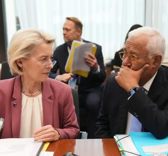 ЄС погодив нові санкції проти Росії, спрямовані проти нафтового флоту та імпорту ЗПГ