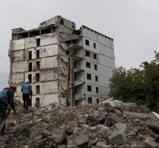 Україна намагається знайти домівки для мільйонів біженців