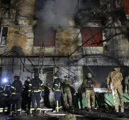 атака росії на енерго постачання запоріжжя влучило у житловий дім