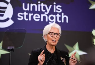 Європейські лідери закликають болгар підтримати запровадження євро валюти