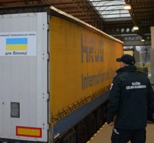 Польські перевізники скаржаться на черги й конкуренцію з боку України