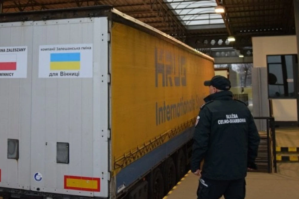Польські перевізники скаржаться на черги й конкуренцію з боку України