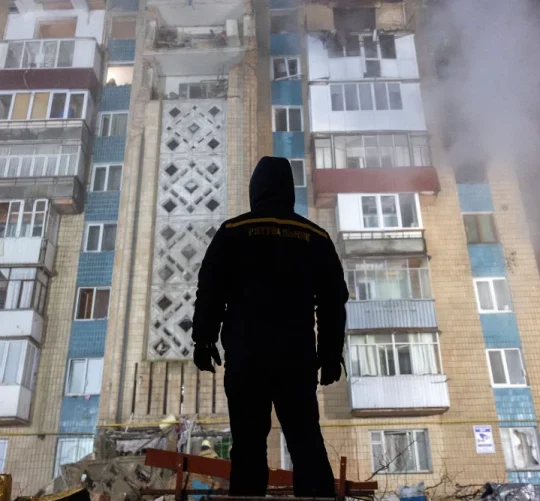 зруйнований російською ракетою будинок у Тернополі