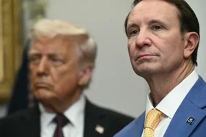 Джефф Лендрі, губернатор Луїзіани, був призначений спеціальним посланником Сполучених Штатів у Гренландії