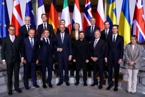 Володимир Зеленський з Європейськими лідерами на переговорах щодо України у Німеччині