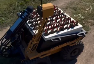 Український безпілотник "Сірко-С1" з протимінною ракетою