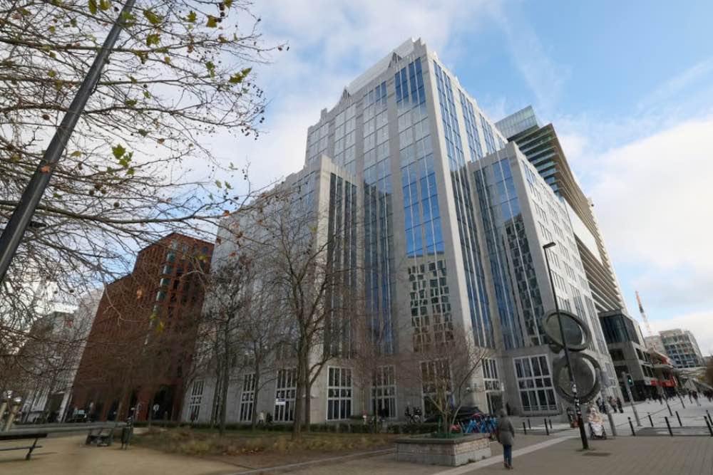 Штаб-квартира Euroclear, центральної фінансової установи у Бельгії