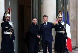 Зеленський в Парижі отримав підтримку від президента Франції Еммануеля Макрона