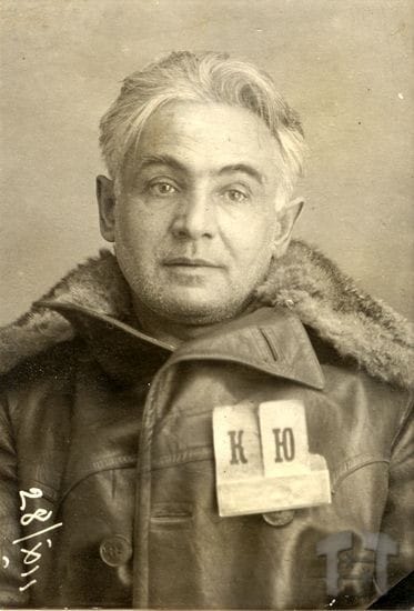 Лесь Курбас під час слідства, Харків, 28 грудня 1933. Фото territoryterror.org.ua.