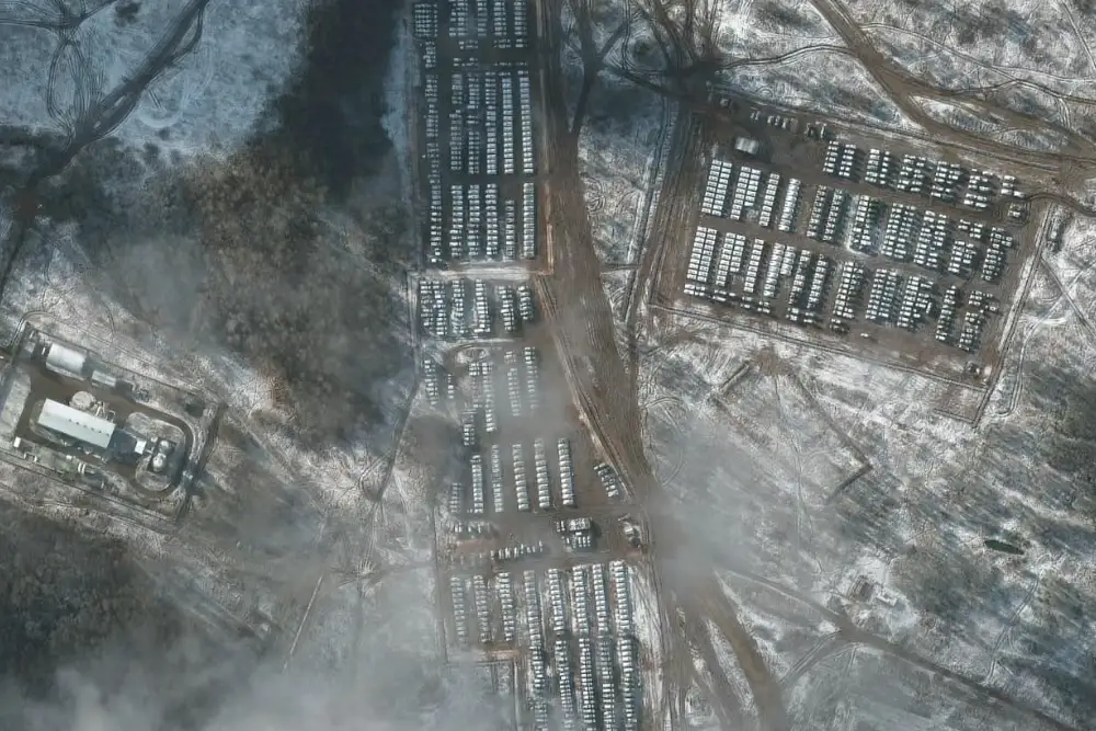 Супутниковий знімок показує російські війська, розгорнуті в Єльні, що в західній Смоленській області, у листопаді 2021 року