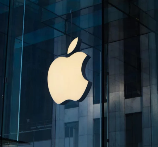 Єпл намагається закрити загрозу у безпеці своєї екосистеми