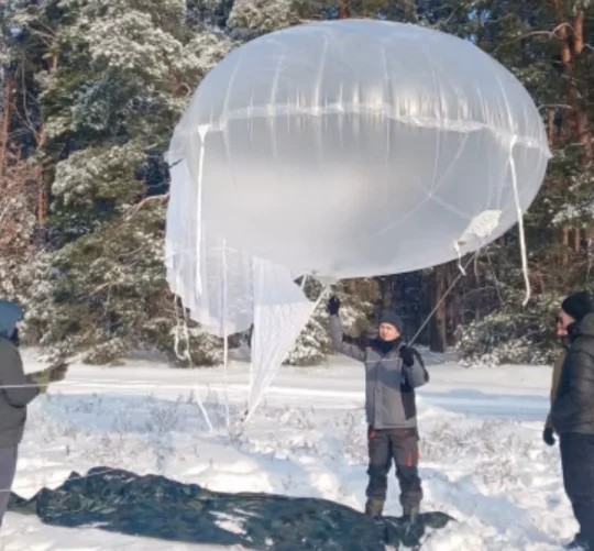 Київський стартап Aerobavovna, що займається розробкою повітряних куль, провів у січні тренінг для українських військових