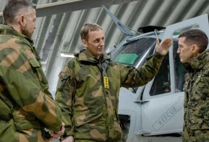 глава Міністерства оборони Норвегії з 2020 року.