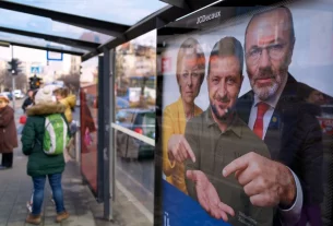 виборчі антиукраїнські гасла у вигляді плакатів зроблених ШІ де зображено Зеленського з протягненою рукою