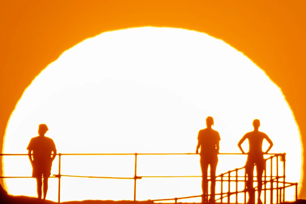 схід сонця на оглядовому майданчику