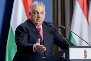 Віктор Орбан стверджує, що Україна повільно просуває ремонт нафтопроводу «Дружба»