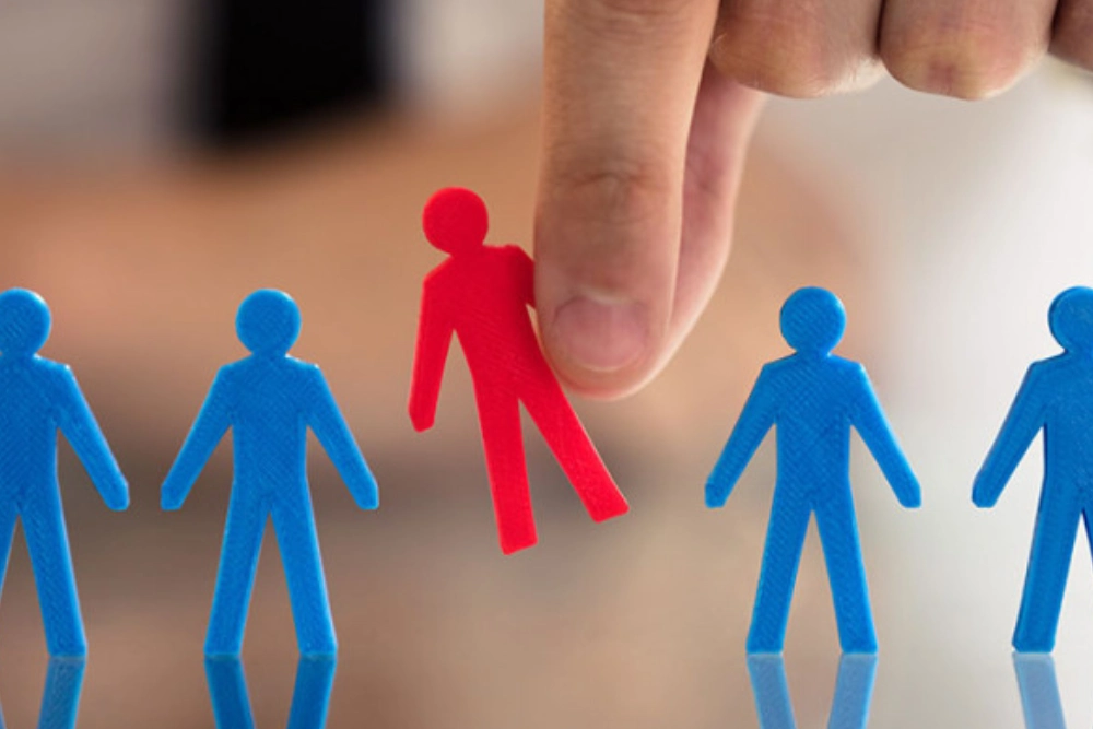 дискремінація при набора на роботу 40+