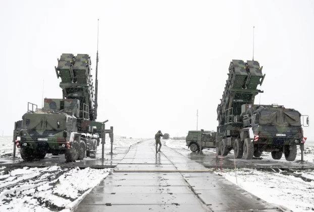 проти повітряні установки для оборони простору від ракет та безпілотників