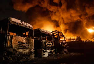 У неділю на нафтобазі «Шахран» у Тегерані сталася пожежа на тлі атак США та Ізраїлю на Іран, внаслідок чого численні паливні цистерни та транспортні засоби в цьому районі стали непридатними для використання