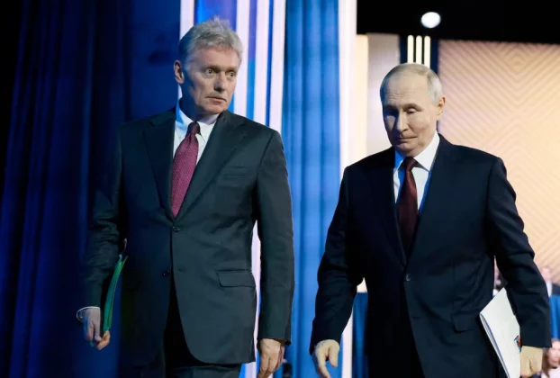 Президент Росії Володимир Путін та речник Кремля Дмитро Пєсков