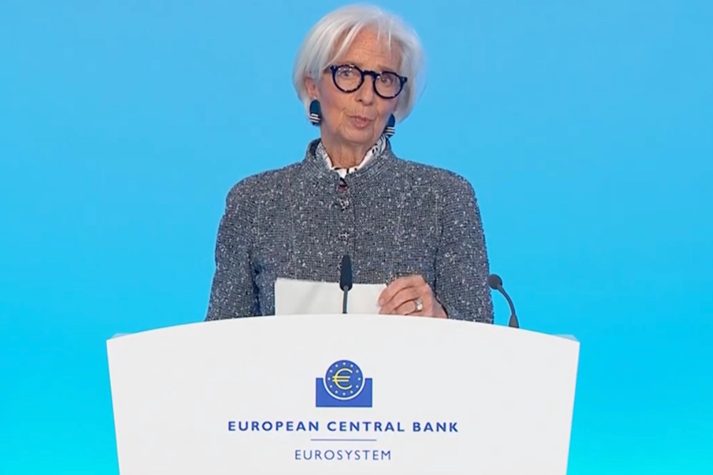 Президент ЄЦБ Крістін Лагард заявляє, що ризики для перспектив зростання єврозони «схиляються вниз», посилаючись на зростаючу невизначеність на тлі війни між США та Ізраїлем з Іраном