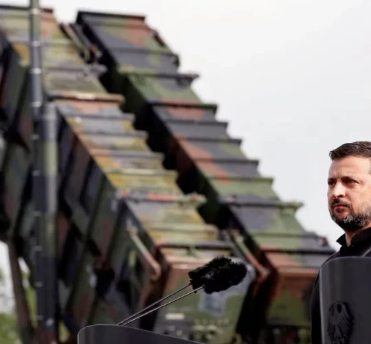 Зеленський на фоні ППО Патріот