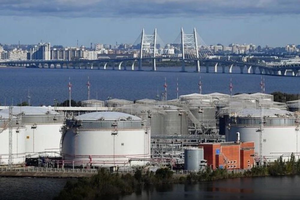 нафтове сховище для зберігання сирої нафти